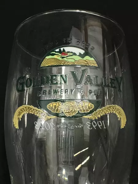 Golden Valley Brewery 30th Anniversary Crystal Beer Glass - Pre-owned