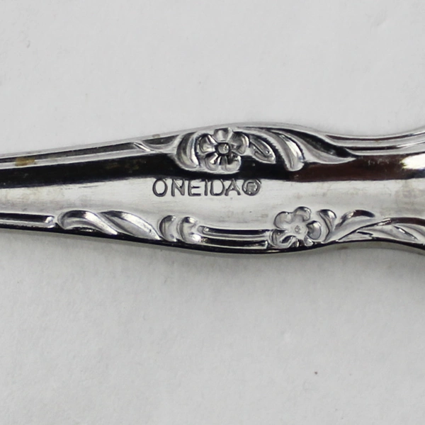 Oneida Stainless Steel Tablespoon - Elegant Flatware, Good Pre-Owned Condition
