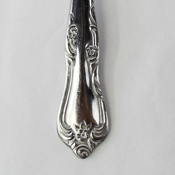 Lot of 4 Oneida Stainless Steel Forks Art Deco Floral Design Pre-owned