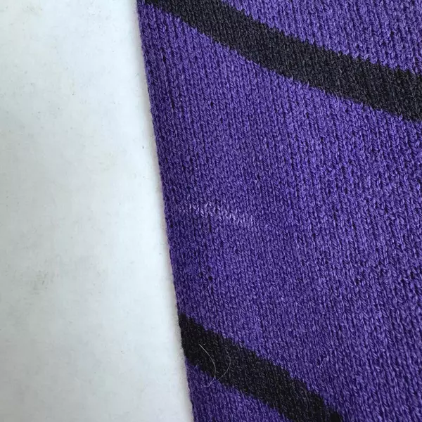 Liz Claiborne Women's Purple & Black Triangular Striped Pullover Sweater Size M