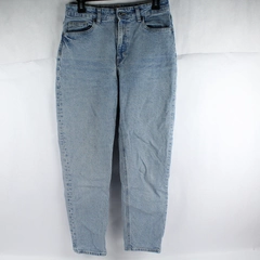 H&M Women's Light Wash Straight Leg High Rise Blue Jeans Size 8