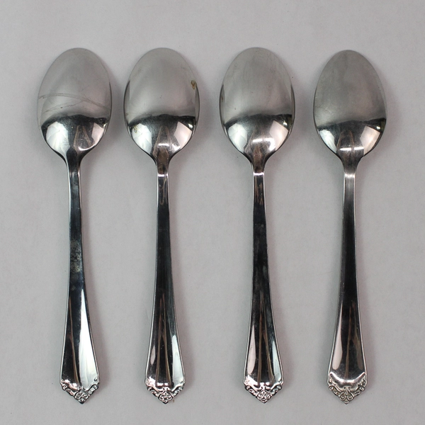 Lot of 4 Hampton Silversmiths Felicia 8" Place Oval Spoons 18/10 Stainless Steel