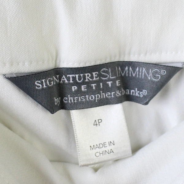 Christopher & Banks Slimming White Capris 4P - Very Good Condition