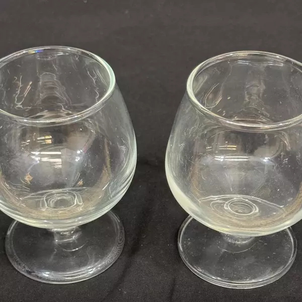 Set of 4 Short Stemmed Brandy Snifters 3.75 Inch Clear Glass