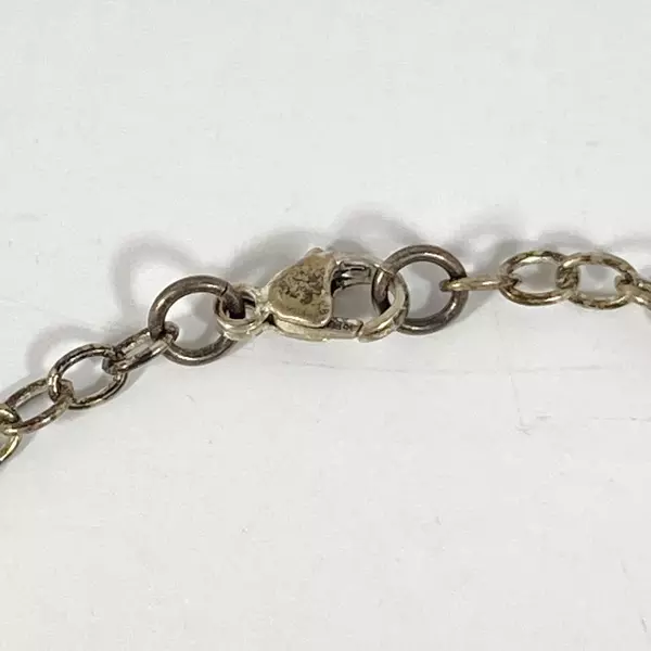 Taina Hartman Resin And Silver Tone  Purple Bird Pendant Necklace 18 Inch