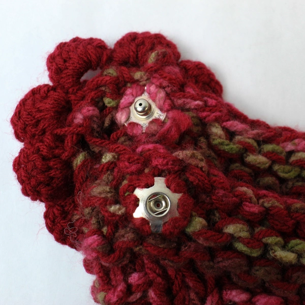 Knit Red Pink Scarf with Flower Snap Button Closure, 21.5" Long, Pre-owned