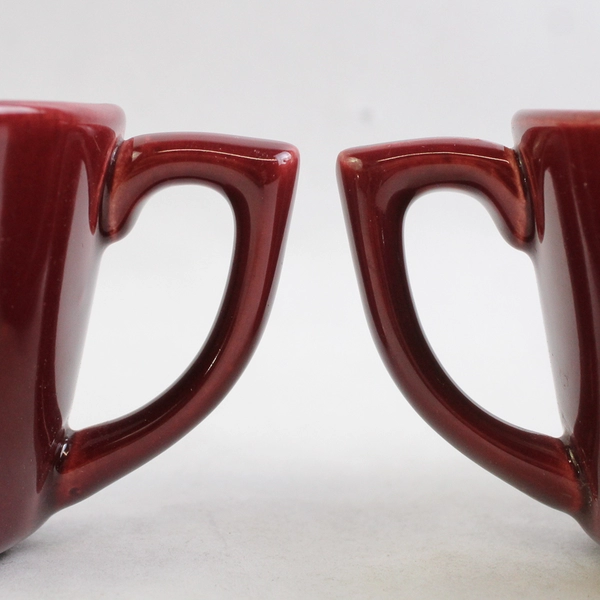 Lot of 2 Vintage Bauer Los Angeles Red Coffee Tea Cups Earthenware Pottery