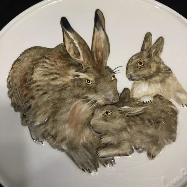 Goebel Mother's Day Series Rabbit Family Plate 1975 First Edition W. Germany