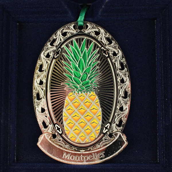 Chem Art Beacon Gold Tone Pineapple Montpelier Souvenir Christmas Ornament