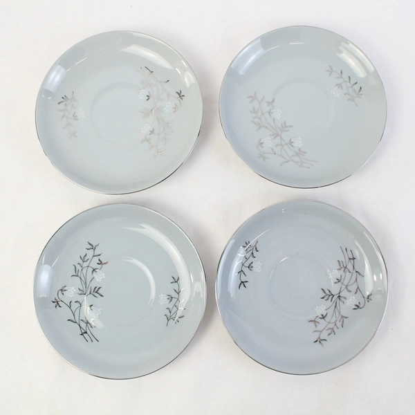 Set of 4 Seyei 3170 Gray China Cups And Saucers Silver Vines White Bell Flowers