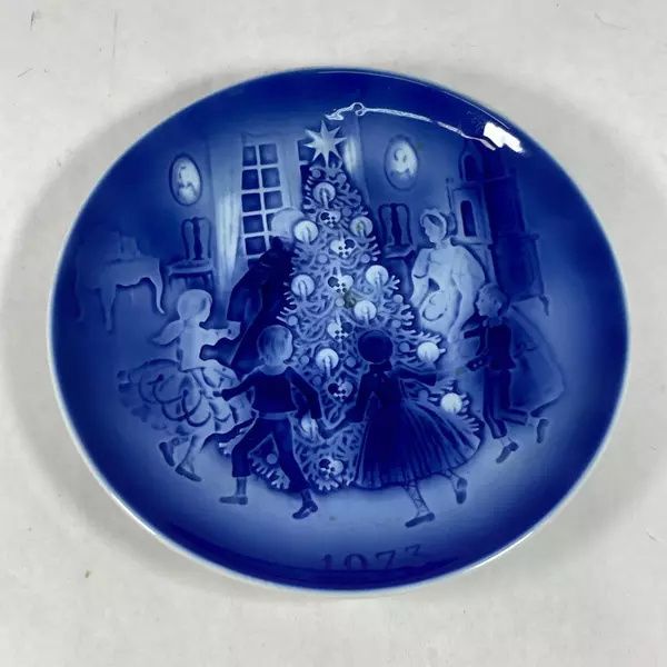 1973 Svend Jensen Copenhagen Blue Hans Christian Andersen Plate 4 The Fir Tree