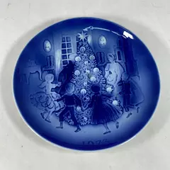 1973 Svend Jensen Copenhagen Blue Hans Christian Andersen Plate 4 The Fir Tree