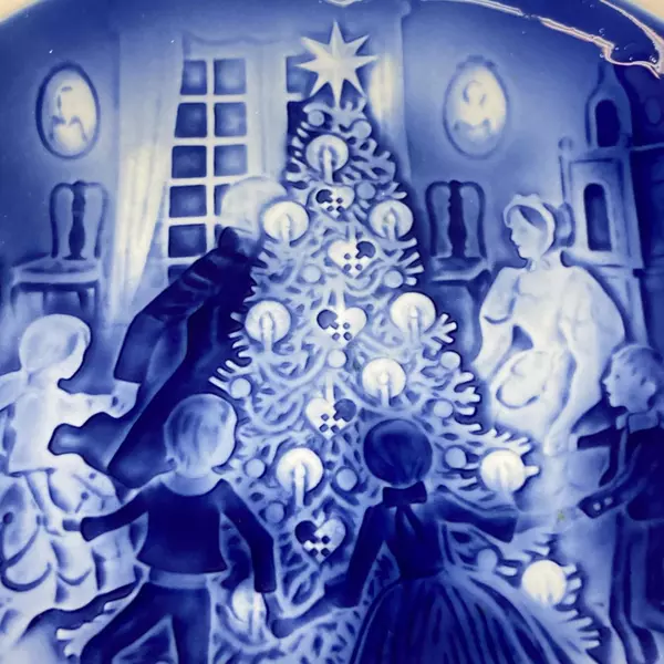 1973 Svend Jensen Copenhagen Blue Hans Christian Andersen Plate 4 The Fir Tree