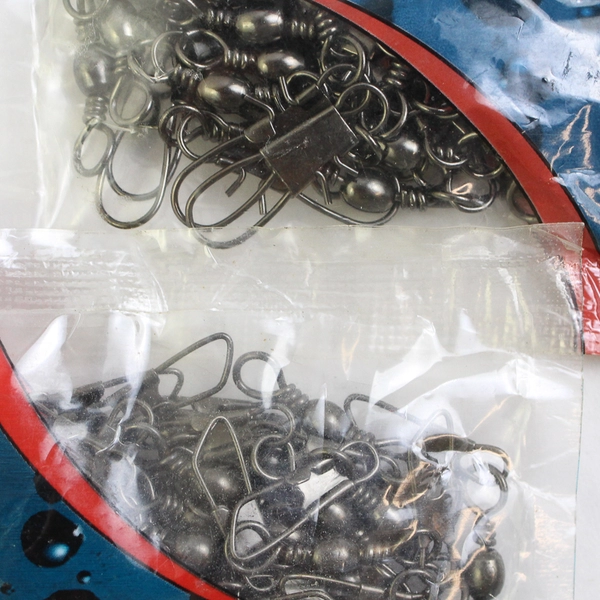 Two Packages of Unopened Cabela's Black Brass Barrel Snap Swivels Sizes 5 and 6