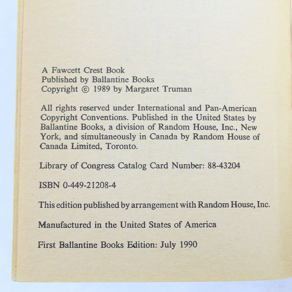 Murder at the Kennedy Center by Margaret Truman 1989 Paperback Mystery Novel