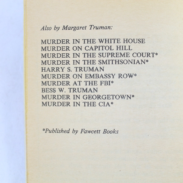 Murder at the Kennedy Center by Margaret Truman 1989 Paperback Mystery Novel