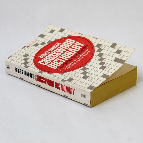 Harles Complete Crossword Dictionary by Philip J. Montamble 1974 Paperback