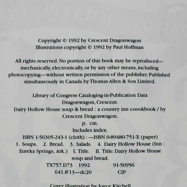 Dairy Hollow House Soup & Bread Cookbook by Crescent Dragonwagon 1992 PB