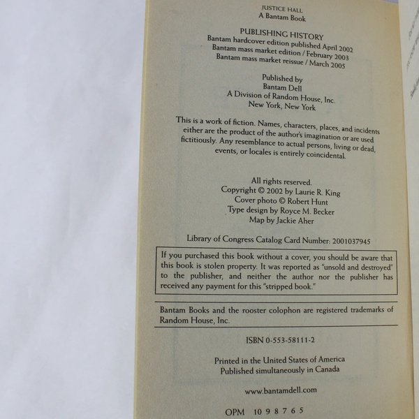 Justice Hall by Laurie R. King 2002 Paperback Mystery Novel - Pre-owned
