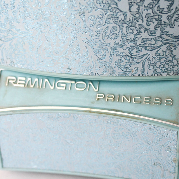 Vtg Remington Princess Women's Blue Electric  Razor MCM Works Blue Box
