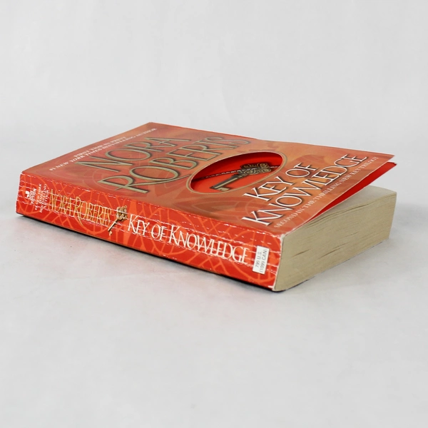 Nora Roberts Key of Knowledge Paperback Book #2 Key Trilogy Pre-Owned