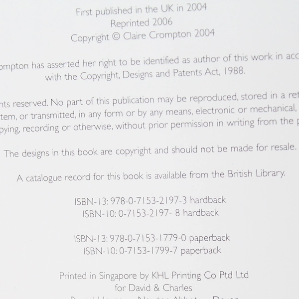 The Knitter's Bible by Claire Crompton 2006 David & Charles Paperback