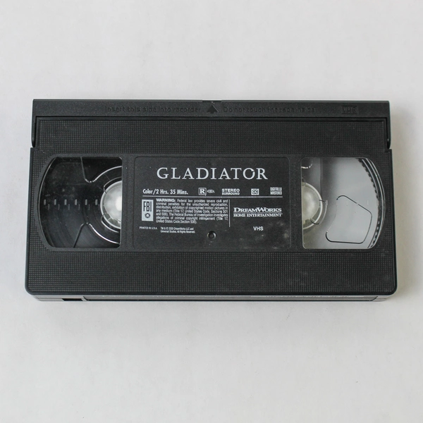 Gladiator VHS 2000 Russell Crowe DreamWorks Universal - Pre-Owned Good Condition