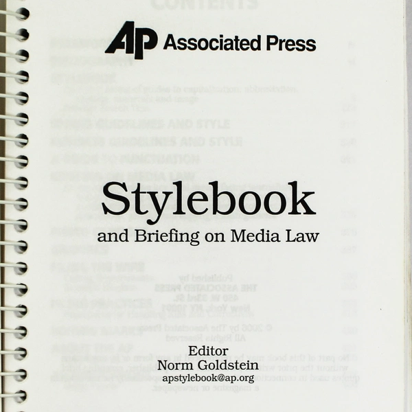 The Associated Press Stylebook 2006 by Norm Goldstein - Pre-Owned, Worn Cover