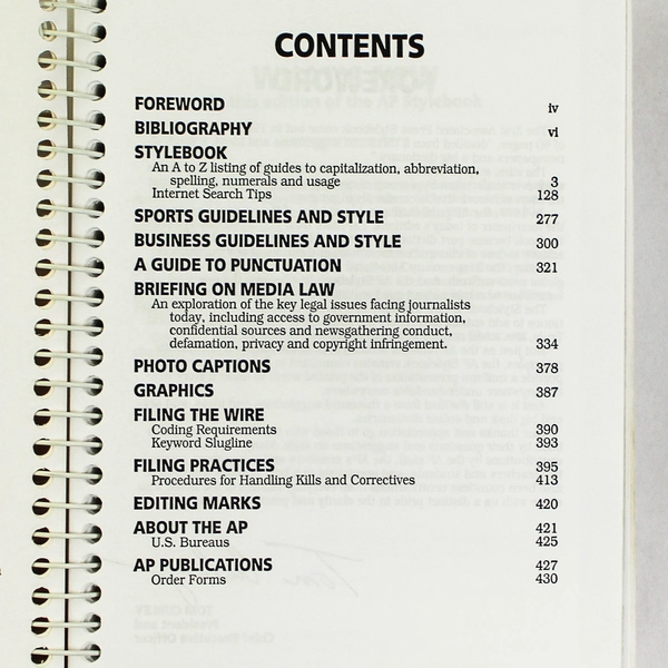 The Associated Press Stylebook 2006 by Norm Goldstein - Pre-Owned, Worn Cover