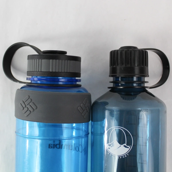 Lot of 2 Columbia & Stansport 16 oz Sport Plastic Bottles - Good Condition