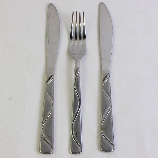 Lot of 3 Cambridge Boa Frost Utensils 8 3/8" Fork + 9 3/8" Knives Stainless