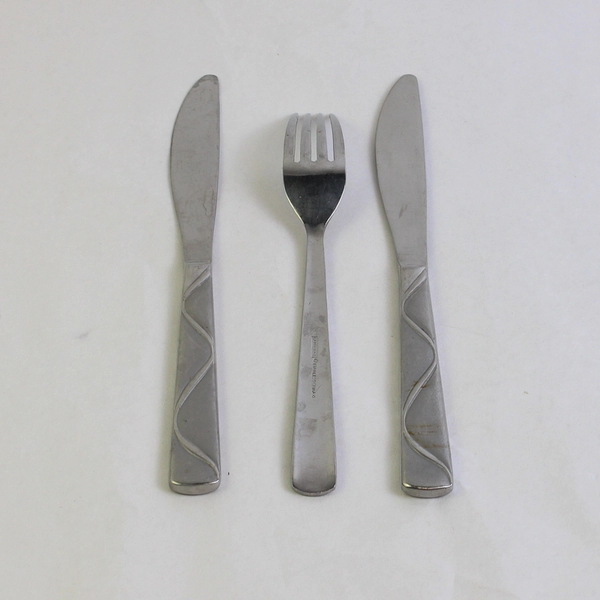 Lot of 3 Cambridge Boa Frost Utensils 8 3/8" Fork + 9 3/8" Knives Stainless