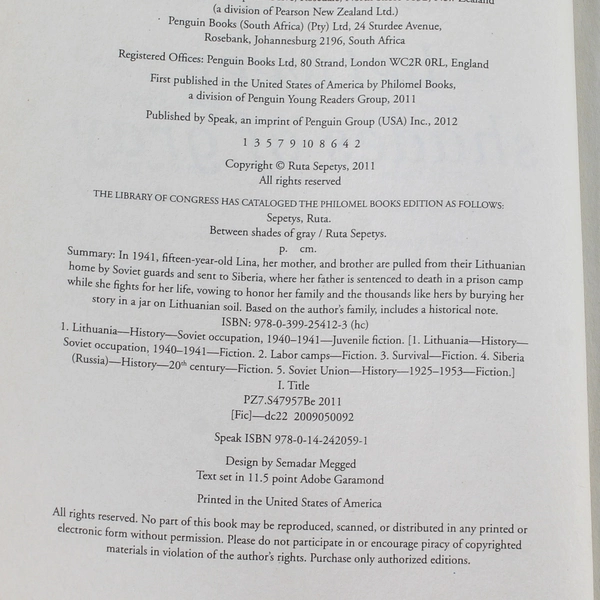 Between Shades of Gray by Ruta Sepetys 2011 Penguin Paperback Good Condition