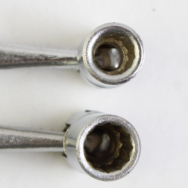 Lot of 2 Fleetwood 3/8 and 7/16 Flex Head Socket Wrenches