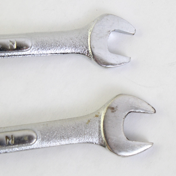 Lot of 2 Fleetwood 3/8 and 7/16 Flex Head Socket Wrenches