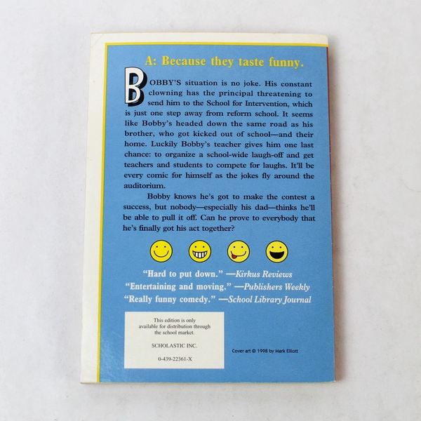 My Life as a Fifth-Grade Comedian by Elizabeth Levy 1997 Scholastic Paperback