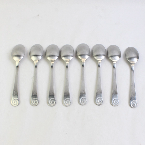 Lot of 8 Robert Welch Ammonite Satin 7 5/8" Place Oval Soup Spoons Stainless