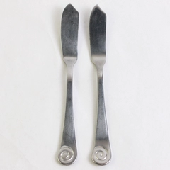 Lot of 2 Robert Welch Ammonite Satin 6.75" Butter Knives Stainless Steel