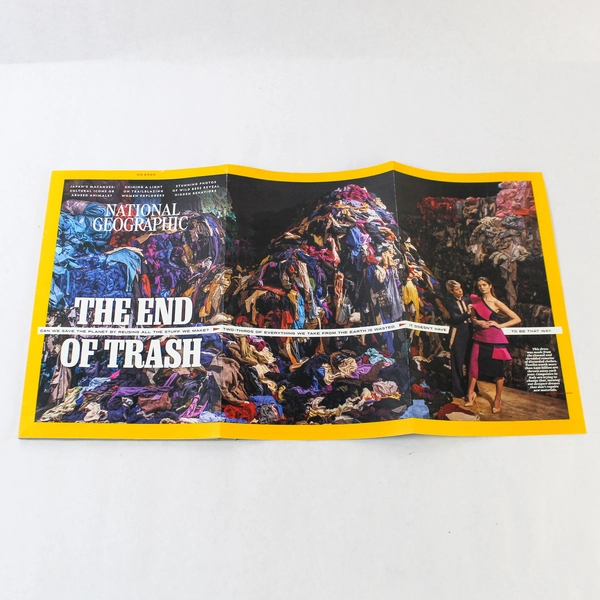 National Geographic Magazine March 2020: The End of Trash - Pre-Owned