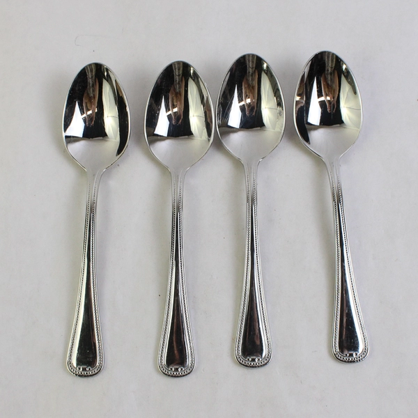 Lot of 4 Reed & Barton New Market 7 1/8" Place Oval Soup Spoon 18/10 Stainless