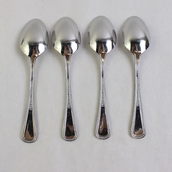 Lot of 4 Reed & Barton New Market 7 1/8" Place Oval Soup Spoon 18/10 Stainless