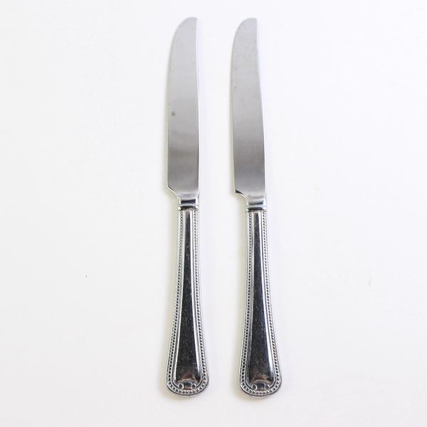 Lot of 2 Reed & Barton New Market 9.75" Dinner Knives Stainless Steel