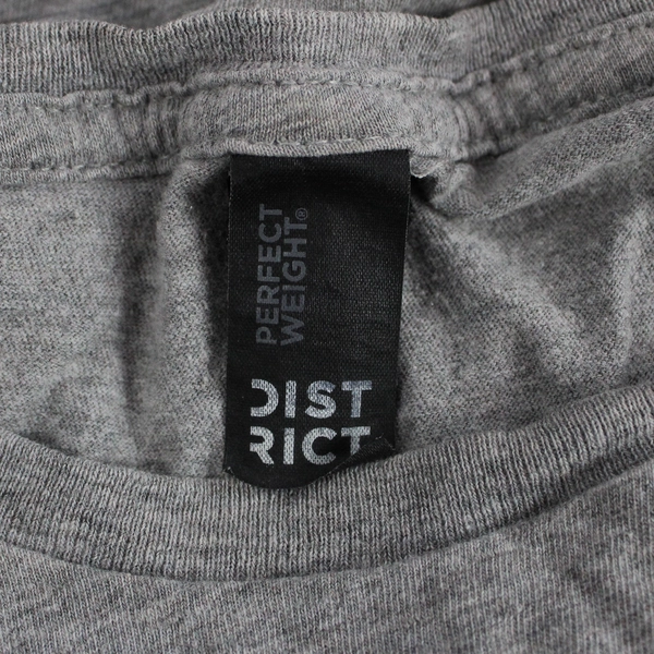 District Perfect Weight Women's Gray Short Sleeve T-Shirt Wind & Food Size M