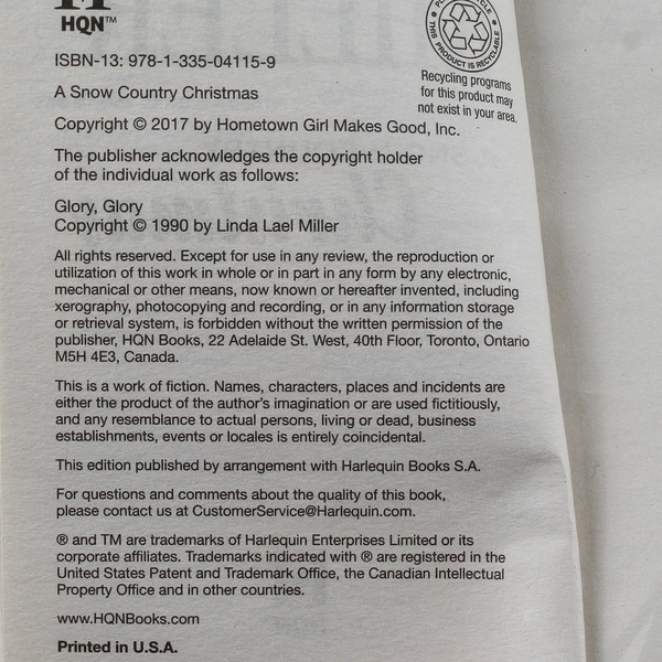 A Snow Country Christmas by Linda Lael Miller Paperback - Good Condition