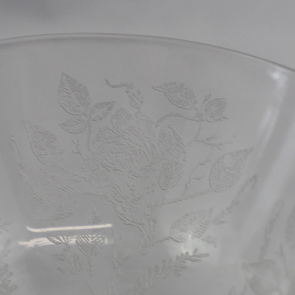 Etched Rose Crystal Champagne Glass Rose Stems On the Glass Stem Sherbet