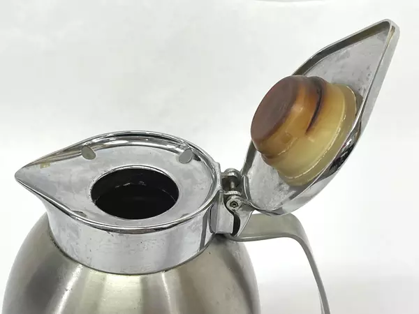 OGGI Stainless Steel Vacuum Coffee Tea Pot Pitcher Pre-Owned with Stains