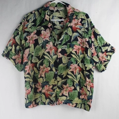 ID Distinctions Women's XL Floral Asymmetrical Top Pre-Owned, Unique Button