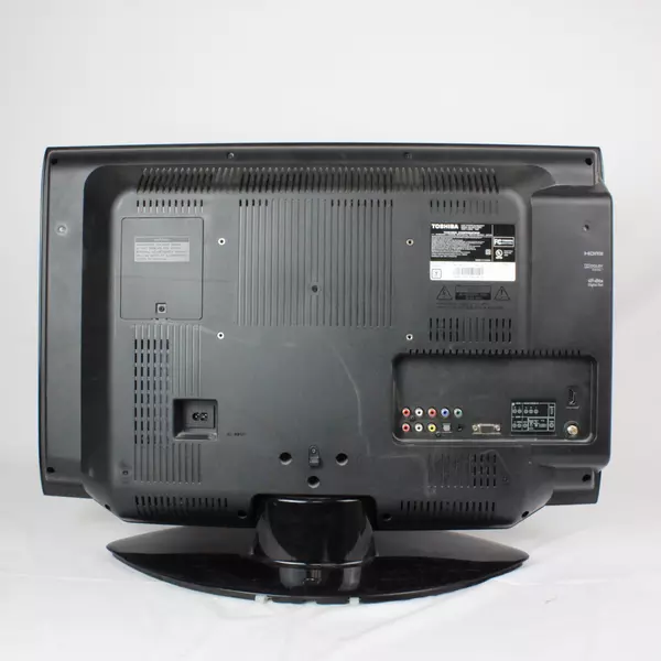 Toshiba 26CV100U 26" LCD TV 720p HDMI Input Remote & Cables Included