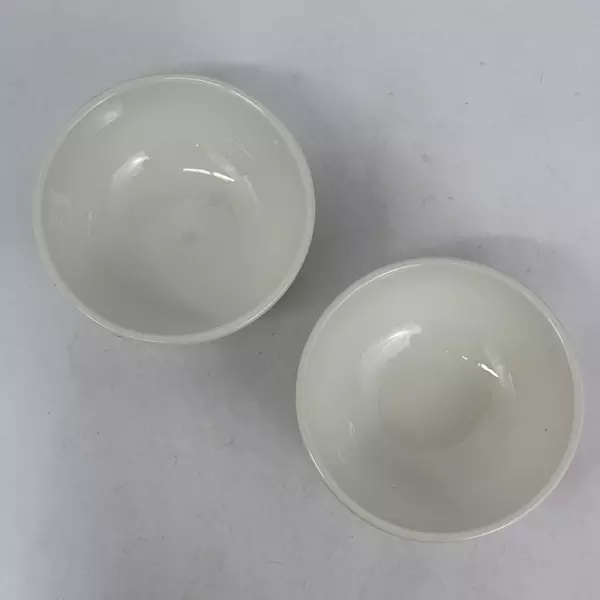 Set of 2 Holiday Home White Ceramic Cereal Bowls With Red Snowflakes
