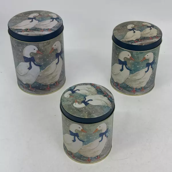 Vintage 80’s Nesting 3 Set Tins White Duck Bow In Winter Snowfall